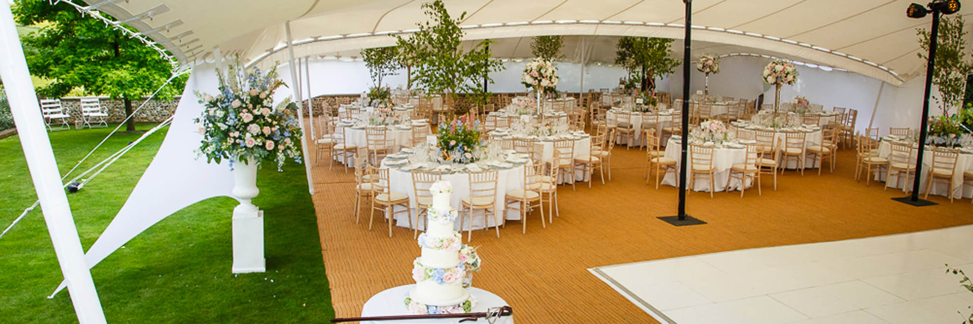 White Stretch tent, weddding, matting flooring,m white dance floor, round tables, set up